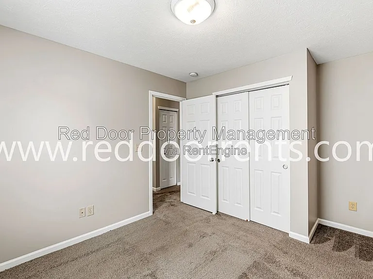 1180 Dark Star Ct — Photo 10