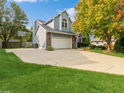 4930 Bel Aire Rd, Des Moines, IA, 50310