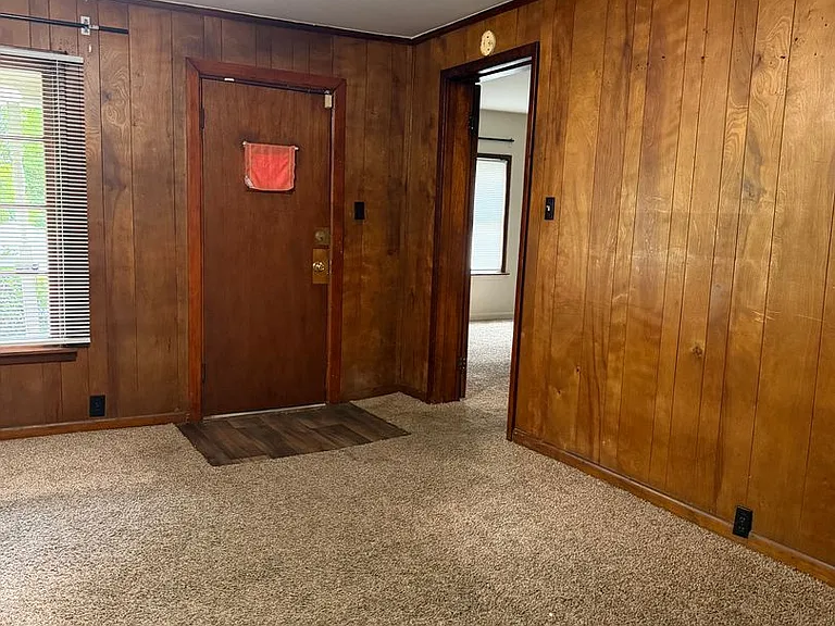 207 S Hays Ave — Photo 14