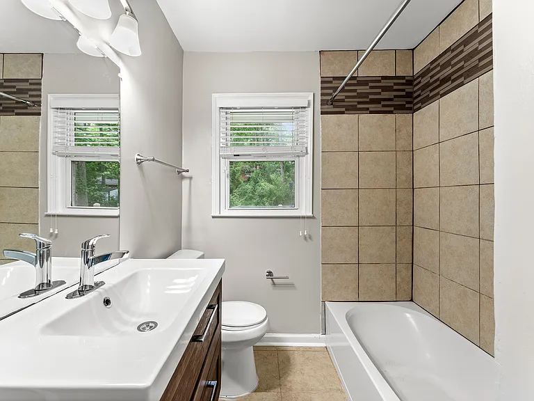 3517 Misty Valley Rd — Photo 12