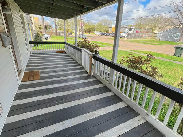 (undisclosed Address), Beaumont, TX 77702