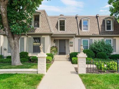 6720 W 109th St APT F, Overland Park, KS, 66211