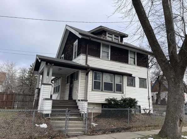 2720 West Chambers STREET, Milwaukee, WI 53210