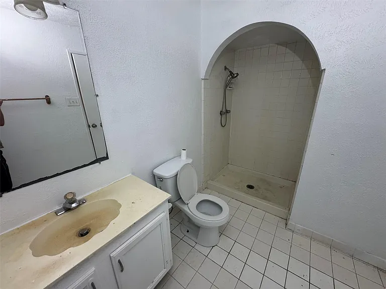 3807 Cypressdale Dr — Photo 8