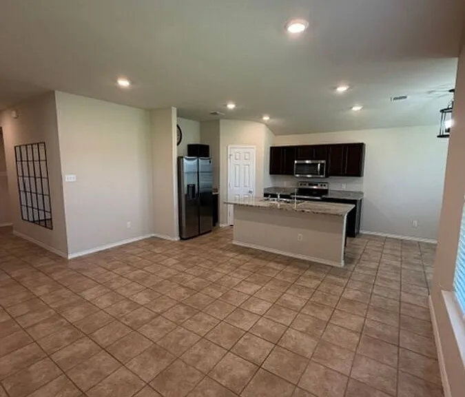 6001 Amelia Earhart Blvd — Photo 5
