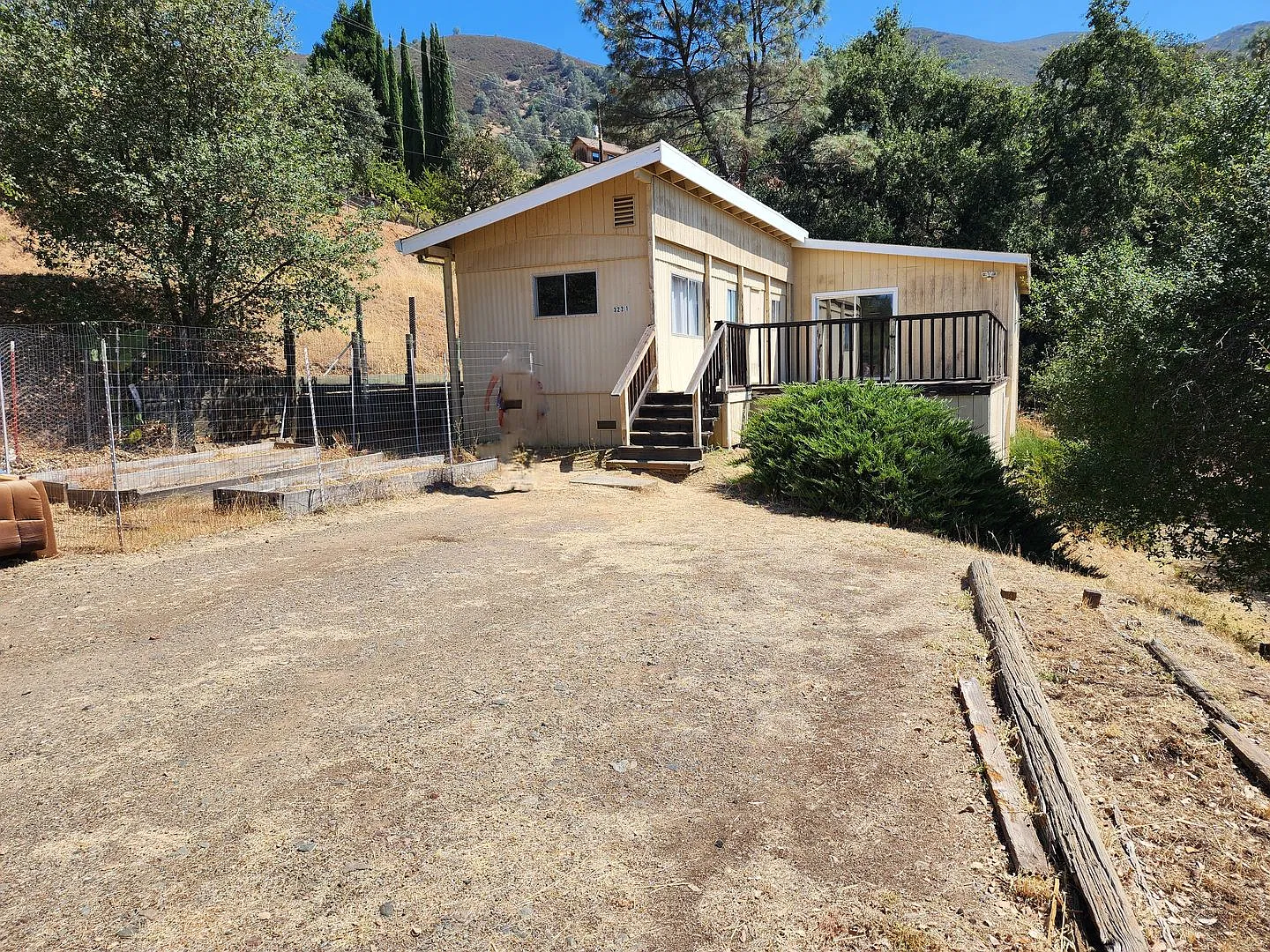 2 bed, 1.0 bath, 900 sqft, $1,400 — Photo 1