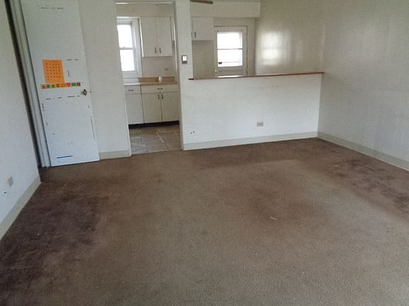 3rd image of 1340 Wentworth Ave