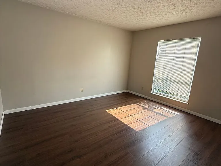 4400 Kanawha Tpke — Photo 22