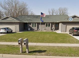 8136 Shields Dr, Saginaw, MI 48609