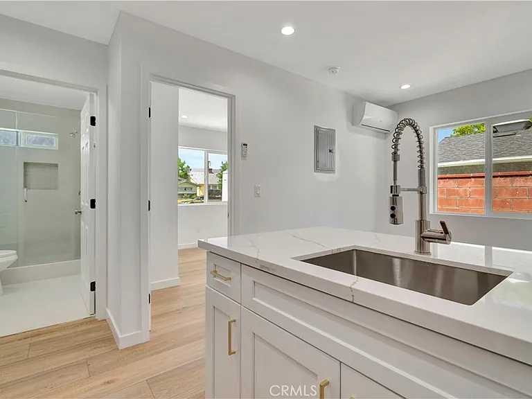 16654 Horace St — Photo 8