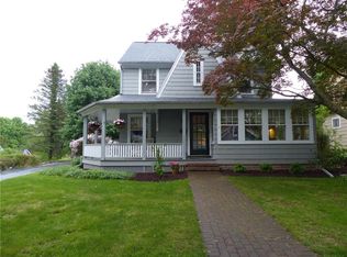 14 Eastview Ter, Pittsford, NY 14534