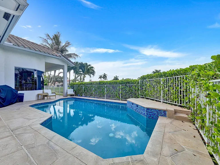 10370 NW 50th Ct — Photo 42