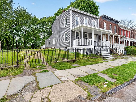 2nd image of 99 Benkard Avenue