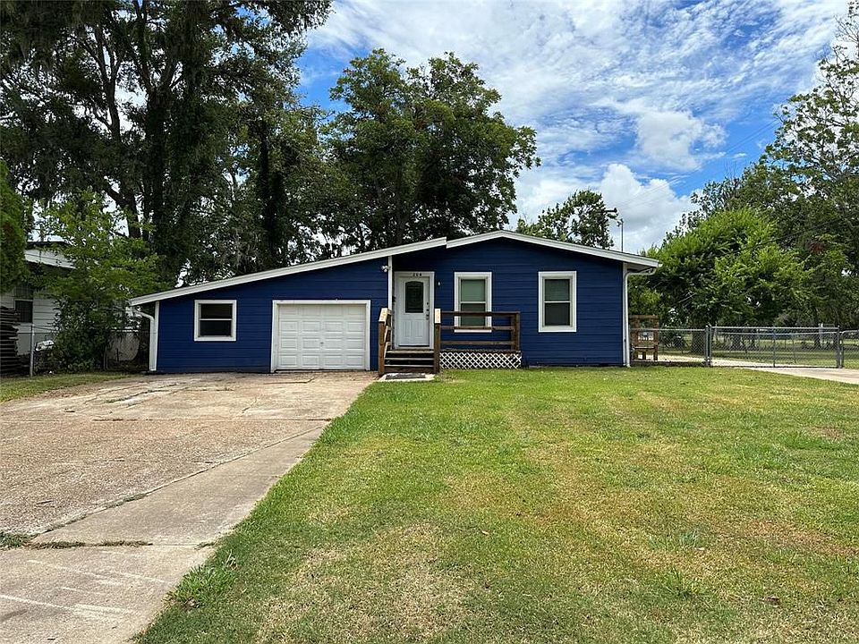 1st image of 204 Winding Way St