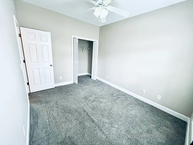 Guest Bedroom 1st Floor