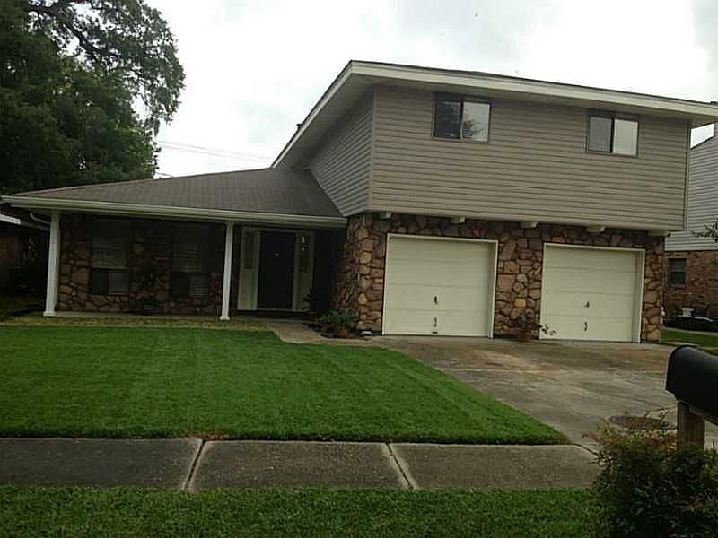 1st image of 2929 Villa Dr