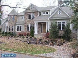 656 Farragut Ave, Haddonfield, NJ 08033