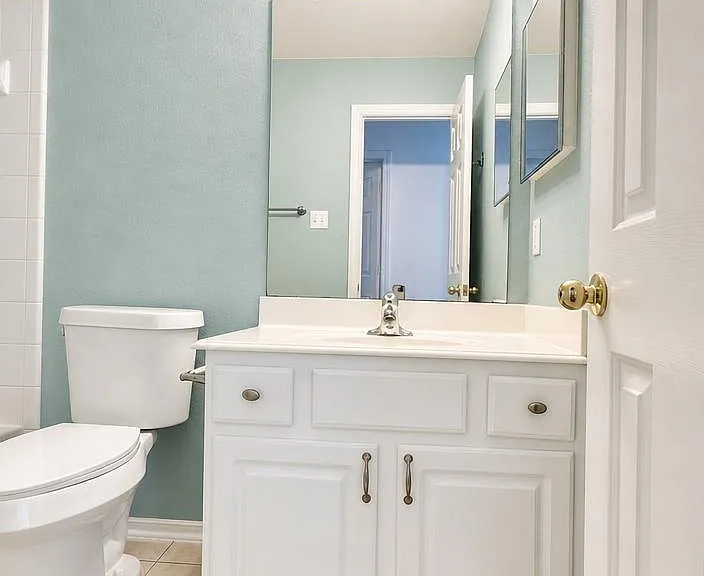 16659 Newglen Ln — Photo 23