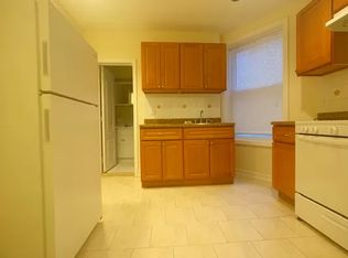 2120 W 7th St #1F, Brooklyn, NY 11223