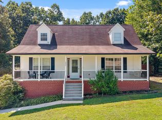 1957 Hardwood Ln, Soddy Daisy, TN 37379