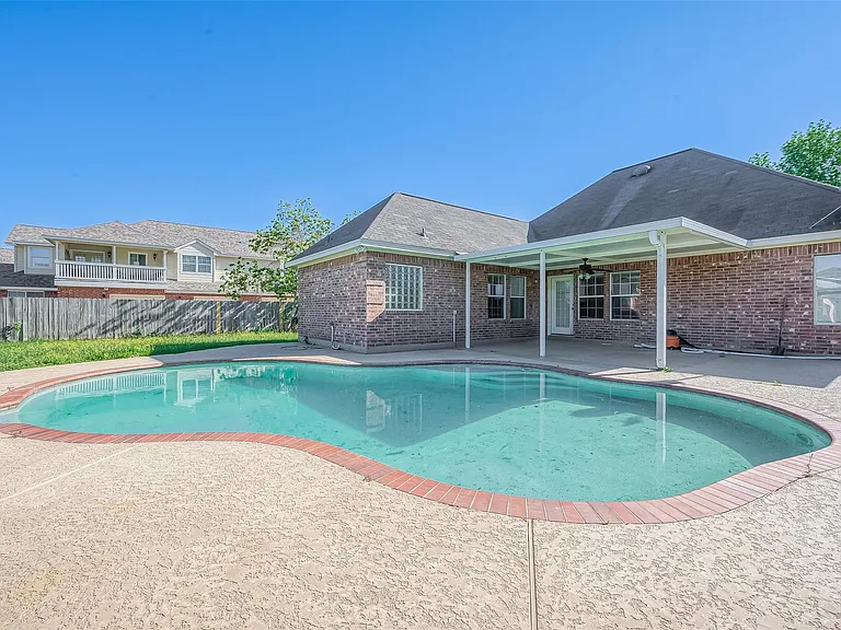 1189 Lovett St — Photo 39