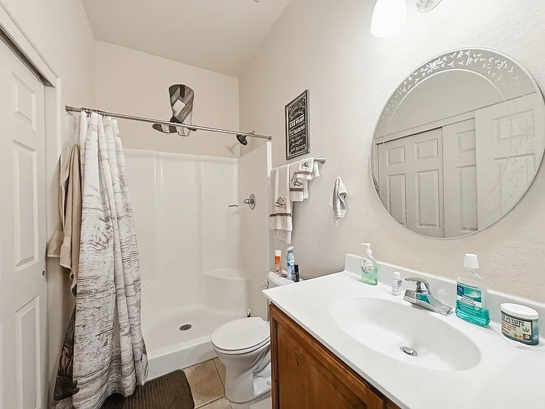 1033 E Irvine Rd — Photo 14