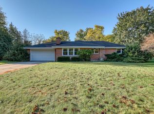 15255 Merrie Cir, Brookfield, WI 53005