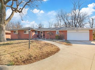 13 Hebner Dr, Alton, IL 62002