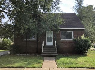 17713 Community St, Lansing, IL 60438