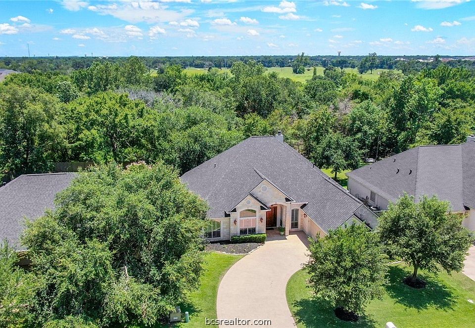 1st image of 3704 Park Oak Dr
