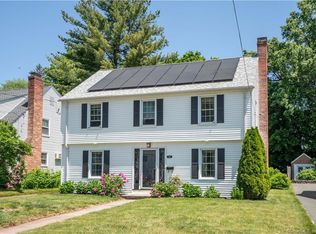 244 Griswold Dr, West Hartford, CT 06119