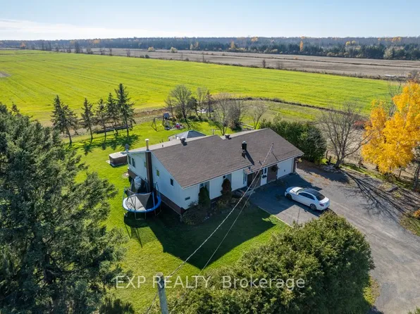 1014 Filion Rd, Clarence Rockland, ON K0A 1N0
