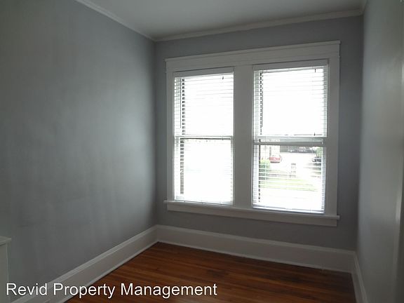 5th image of 189 N Auburndale St APT 9