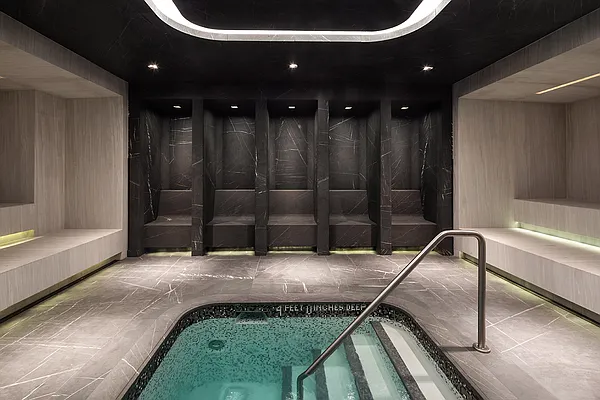 Rented by Extell Marketing Group LLC | media 30