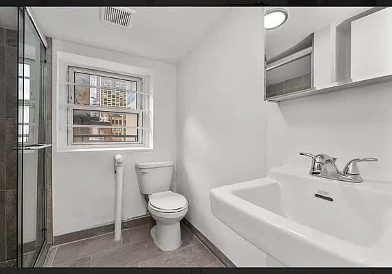 Rented by REAL New York | media 6