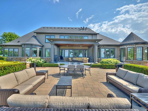 4th image of 1234 Lakeshore Rd N