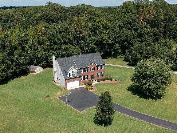5th image of 7975 Deepwater View Dr