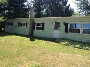 10848 Millers Rd, Lyndonville, NY 14098