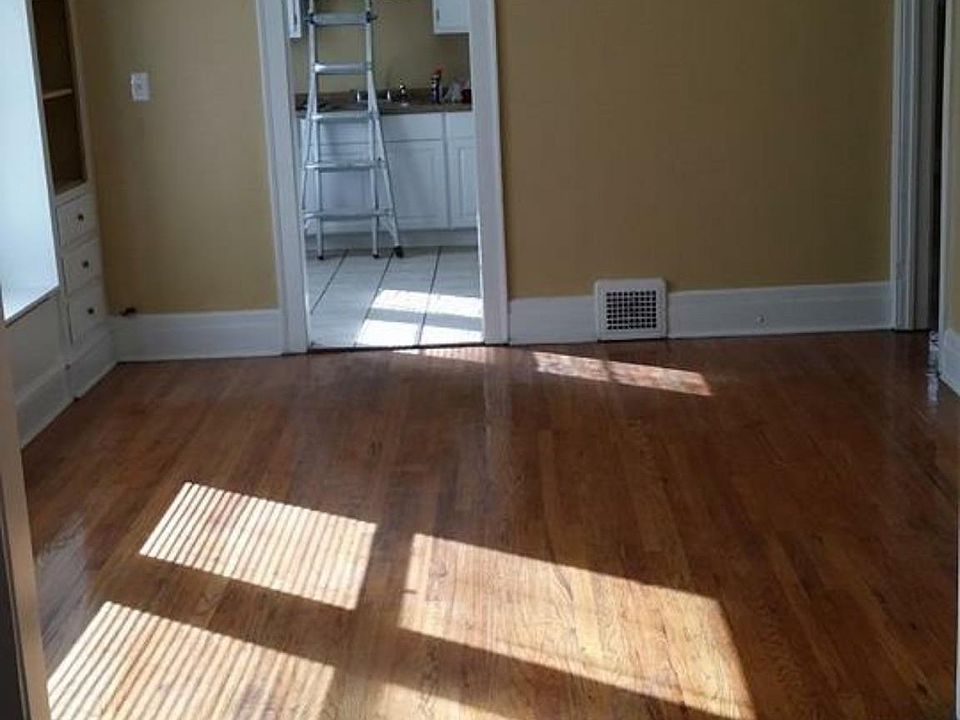 2nd image of 2188 Bunts Rd