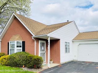 48 Edgeware Close #1000, Freehold, NJ 07728