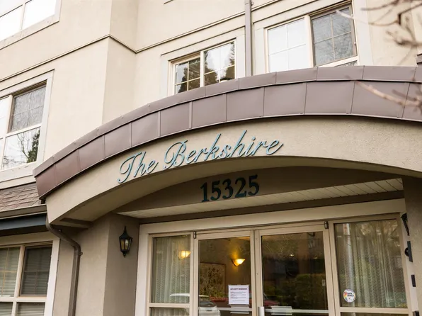15325 17th Ave #207, Surrey, BC V4A 1T8