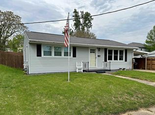 14 W Maple St, Washington, IN 47501