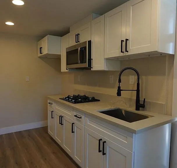 5650 San Vincente Way #B — Photo 3