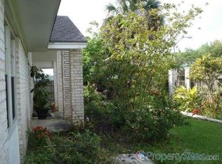 3800 Holly Glen Dr, Bay City, TX 77414
