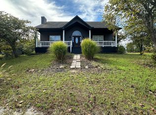 105 Pennycuick Dr, Mountain View, MO 65548