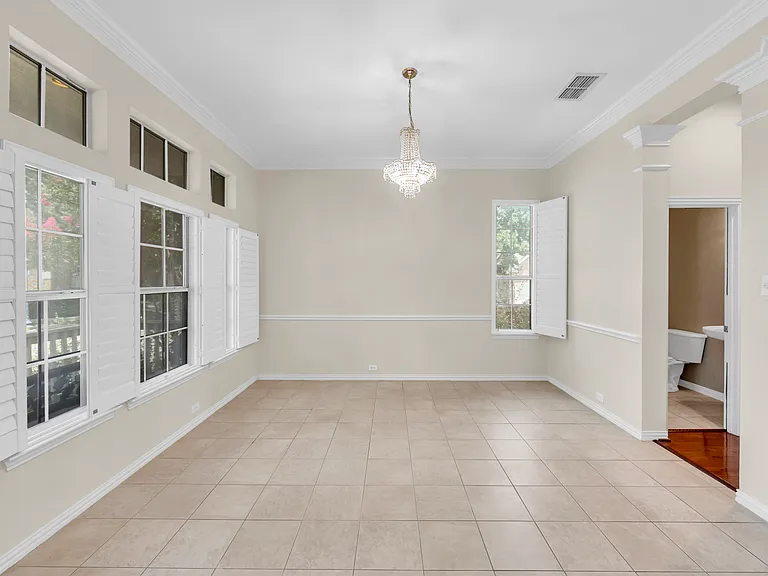 3920 Autumn Ln — Photo 8