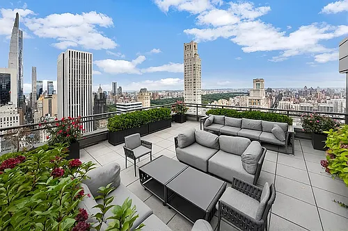 117 E 57th St #35D Photo 1
