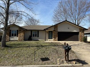 409 N Hightower Ave, Nixa, MO 65714