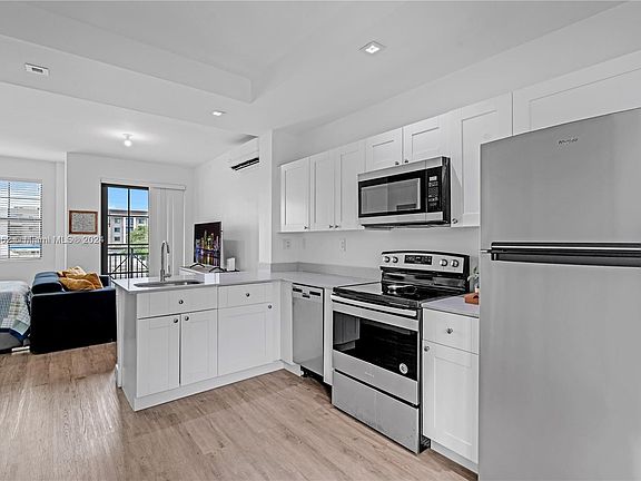 2nd image of 4100 SW 64th Ave Unit 206