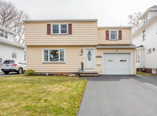 305 Walzford Rd, Rochester, NY 14622